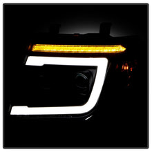 Load image into Gallery viewer, Spyder 05-08 Nissan Frontier/05-07 Pathfinder Projector Headlights - BLK (PRO-YD-NF05V2SI-SEQGR-BK)