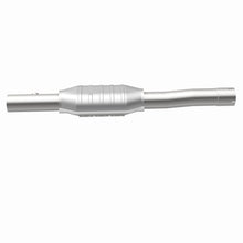 Load image into Gallery viewer, MagnaFlow Direct Fit Catalytic Converter 01-04 Jeep G/C 4.0L