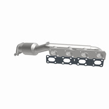Load image into Gallery viewer, MagnaFlow Direct Fit Catalytic Converter Infiniti/Nissan Trucks 8 5.6L D/S Manifold (49 State)