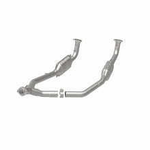 Load image into Gallery viewer, MagnaFlow Direct Fit Catalytic Converter 99-04 LR Discovery V8 OEM