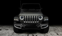 Load image into Gallery viewer, Oracle Jeep JL/Gladiator JT Oculus Bi-LED Projector Headlights - Amber/White Switchback