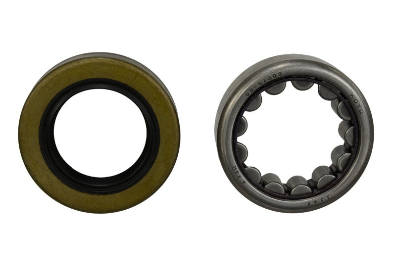 Ford Racing 8.8 Inch Outer Axle Bearing and Seal Kit