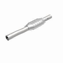 Load image into Gallery viewer, MagnaFlow Direct Fit Catalytic Converter 01-04 Jeep G/C 4.0L