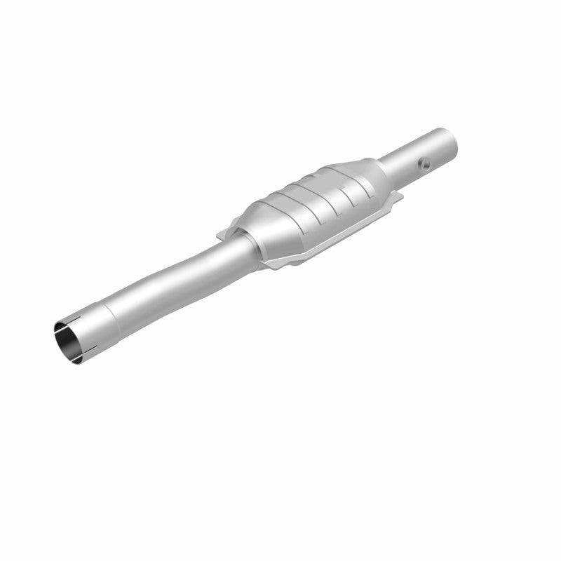 MagnaFlow Direct Fit Catalytic Converter 01-04 Jeep G/C 4.0L