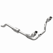 Load image into Gallery viewer, MagnaFlow Conv DF 00-03 Dodge Durango 4.7L