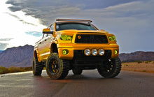 Load image into Gallery viewer, Oracle 07-11 Toyota Tundra Pre-Assembled Headlights - Black Housing - w/ BC1 Controller