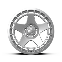 Load image into Gallery viewer, fifteen52 Turbomac 17X7.5 / 5x112 BP / 40mm ET / 66.56mm CB / 5.8in BS / Speed Silver Wheel