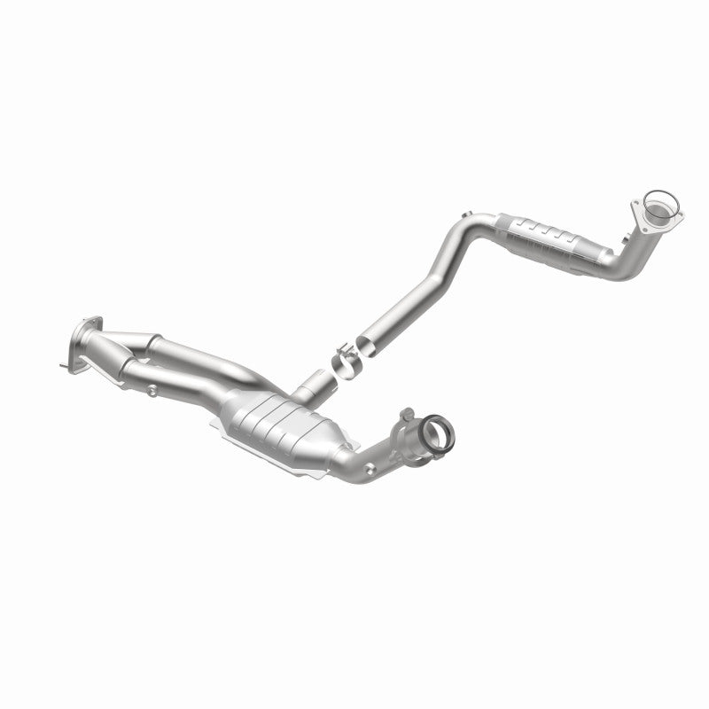 MagnaFlow Conv DF 02-06 Cadillac Truck. 8 5.3L Dual Conv. Y-Pipe Assy 2wd/Chevy Truck 99-07