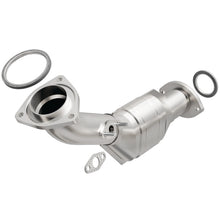 Load image into Gallery viewer, MagnaFlow Conv DF Front 00-04 Toyota Tacoma 3.4L 4WD / 00-04 Tundra 3.4L