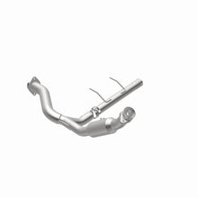 Load image into Gallery viewer, MagnaFlow Direct Fit Catalytic Conv 06-09 Ford Expedition / 07-09 Lincoln Navigator/Navigator L P/S
