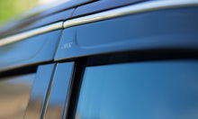 Load image into Gallery viewer, AVS 14-19 Jeep Cherokee Ventvisor Low Profile 4pc - Smoke w/Chrome Trim