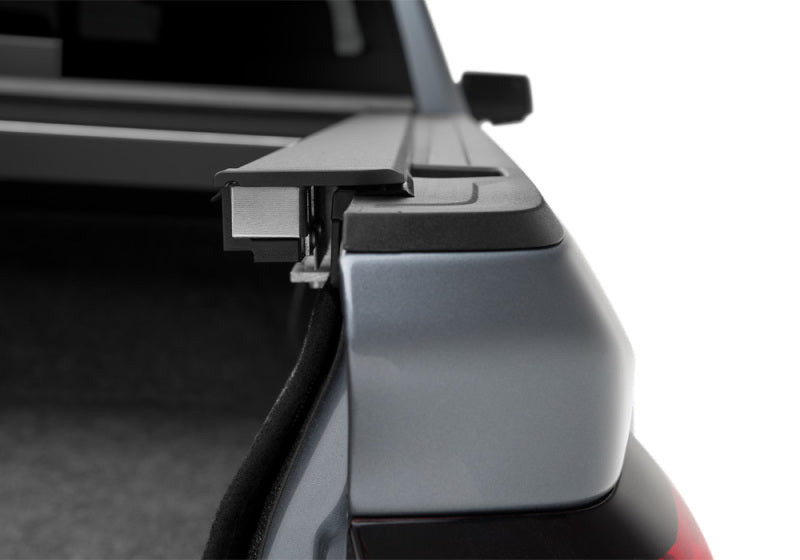 Roll-N-Lock 15-19 Chevrolet Colorado/GMC Canyon 71-1/2in A-Series Retractable Tonneau Cover