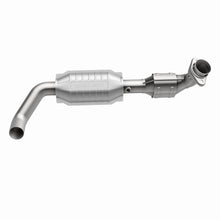 Load image into Gallery viewer, MagnaFlow Direct Fit Catalytic Converter 04-05 Ford F-150 5.4L D/S 2WD (Excl 04 Heritage Edition)