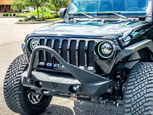 Load image into Gallery viewer, Oracle Oculus Bi-LED Projector Headlights for Jeep JL/Gladiator JT - Matte Blk - 5500K