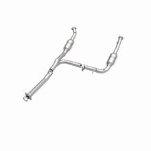 Load image into Gallery viewer, MagnaFlow Conv. DF 3/04-05 Ford Explorer 4.0L / 3/04-05 Mercury Mountaineer Y-Pipe Assembly