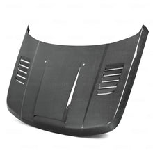 Load image into Gallery viewer, Seibon 05-12 Range Rover Sport TM-Style Carbon Fiber Hood