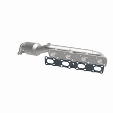Load image into Gallery viewer, MagnaFlow Direct Fit Catalytic Converter Infiniti/Nissan Trucks 8 5.6L D/S Manifold (49 State)