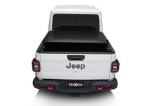 Load image into Gallery viewer, Truxedo 2020 Jeep Gladiator 5ft Lo Pro Bed Cover