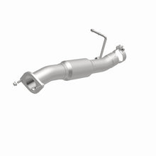 Load image into Gallery viewer, Magnaflow Conv DF 2001-2006 Chevrolet Silverado 3500