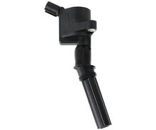 Load image into Gallery viewer, Bosch 14V Pencil Type 230 Ignition Coil