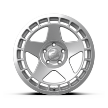 Load image into Gallery viewer, Fifteen52 Turbomac 17x7.5 +30 73.10mm Center Bore Speed Silver Wheel