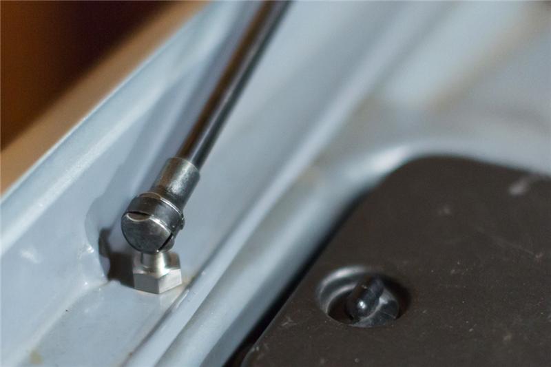 GrimmSpeed 02-07 Subaru Inpreza/WRX/STi Hood Struts