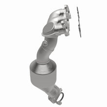 Load image into Gallery viewer, MagnaFlow Direct Fit Catalytic Converter 04-06 Toyota Sienna 3.3L