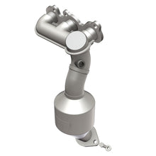 Load image into Gallery viewer, MagnaFlow Direct Fit Catalytic Converter 04-06 Toyota Sienna 3.3L