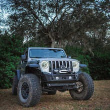 Load image into Gallery viewer, Oracle Oculus Bi-LED Projector Headlights for Jeep JL/Gladiator JT - Matte Blk - 5500K