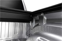 Load image into Gallery viewer, Roll-N-Lock 16-18 Toyota Tacoma Double Cab SB 60-1/2in A-Series Retractable Tonneau Cover