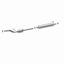 Load image into Gallery viewer, Magnaflow Conv DF 2002-2006 Sprinter 2500 2.7 L Underbody